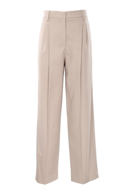 Shop BRUNELLO CUCINELLI  Pantalone: Brunello Cucinelli pantalone in cotone.
Chiusura a zip con gancetti in metallo e controbottone.
Tasche frontali.
Tasche posteriori.
Doppia pince.
Sfoderato.
Decorazione in monile Nickel-free.
Composizione: 97% COTONE, 3% ELASTAN.
Made in Italy.. MA126P8759-C9643